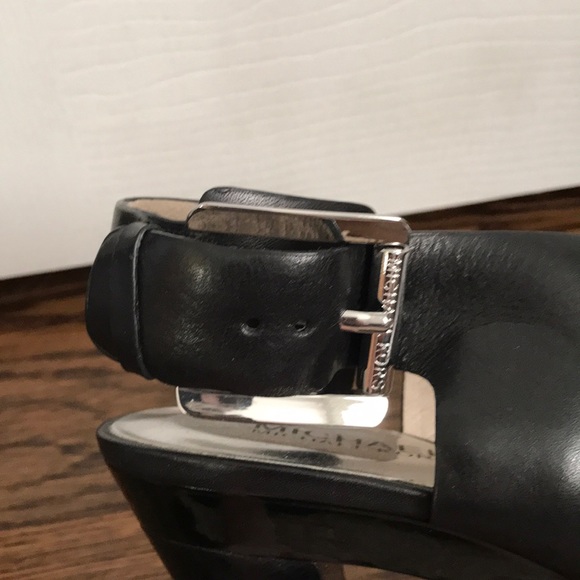 Michael Kors Heels - Picture 3 of 5